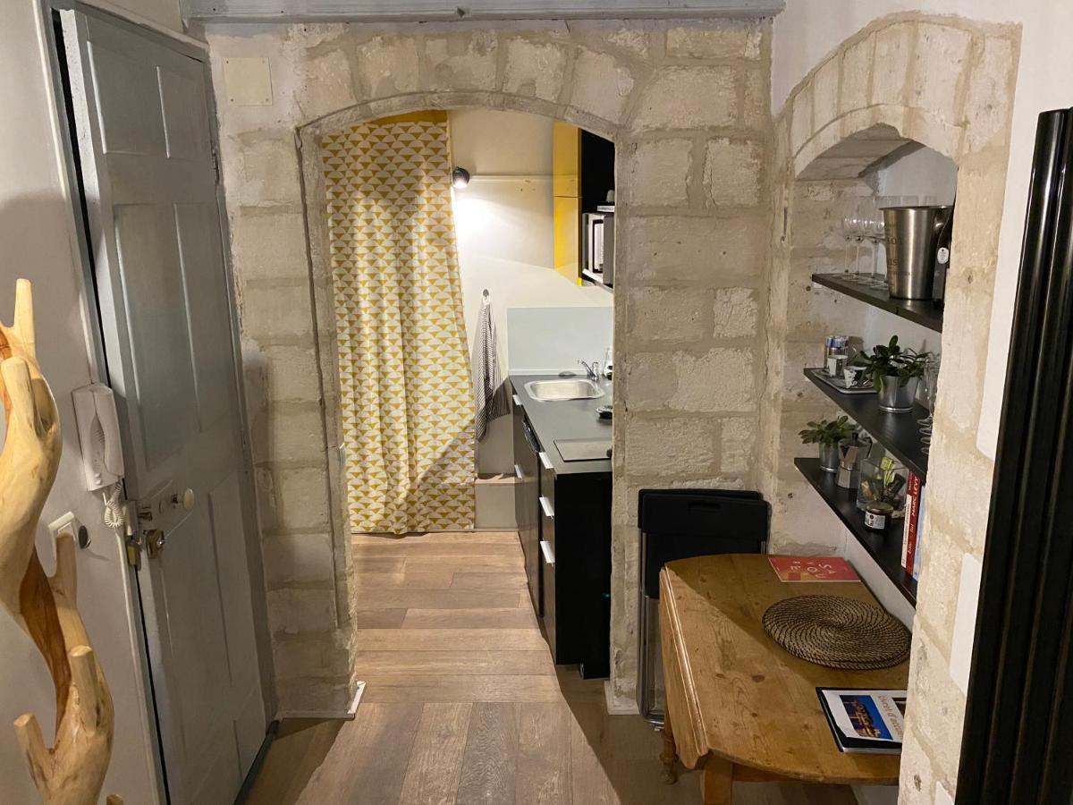 Lovely Avignon - Studio De Charme Plein Centre - Proche Palais Des Papes Экстерьер фото